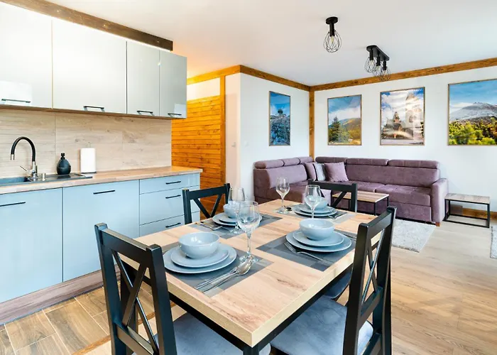 Przystanek Apartment *